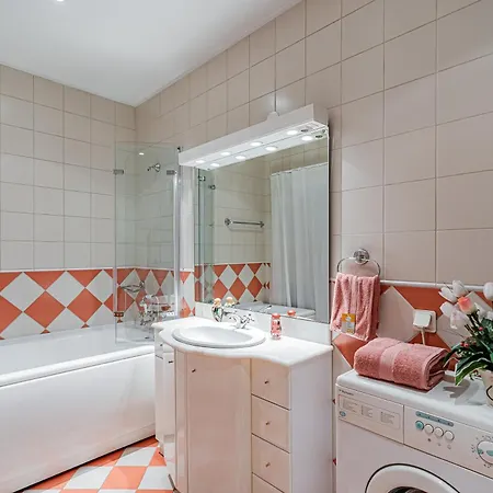 Revalia Freedom Square One Bedroom Talin